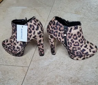 Botines MARYPAZ Animal Print Tacón