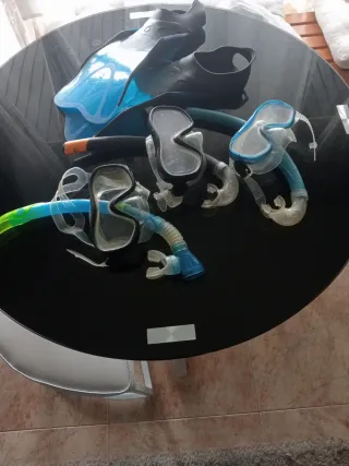 Pack buceo: 3 gafas snorkel + aletas niños