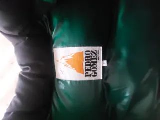 Plumas Pedro Gómez Negro.talla 3