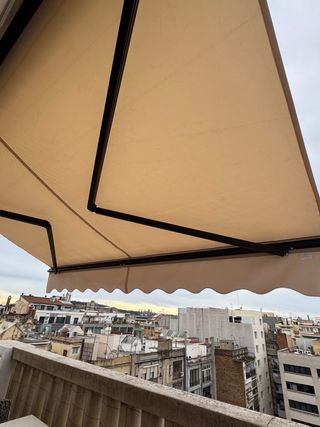 Toldo retráctil 300x250 cm beige keser como nuevo