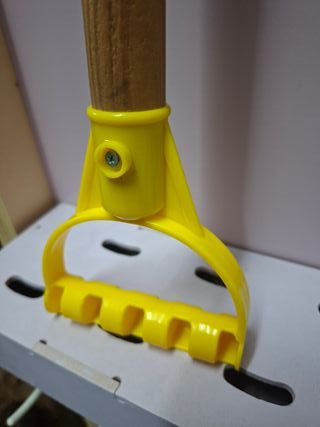 Palas de playa infantiles (amarilla y verde)