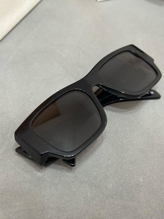Gafas de sol Prada negras