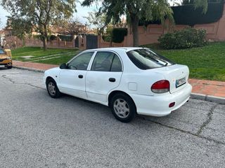 Hyundai Accent 2000