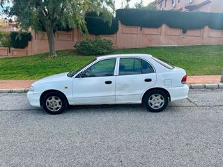 Hyundai Accent 2000