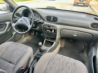 Hyundai Accent 2000
