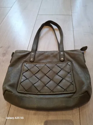 Bolso de cuero verde oscuro