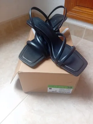 Sandalias negras talla 39