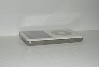 iPod Classic 5ta Gen 30GB Blanco