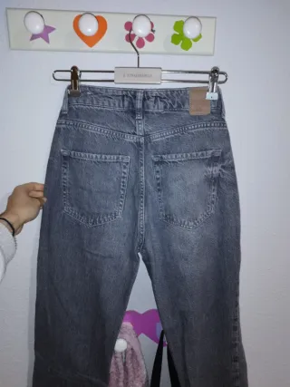 Pantalón Zara ancho gris