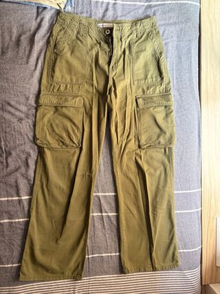 Pantalón cargo verde