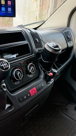 Peugeot Boxer Camper 2017 H2 • 138.000 km • Solar;