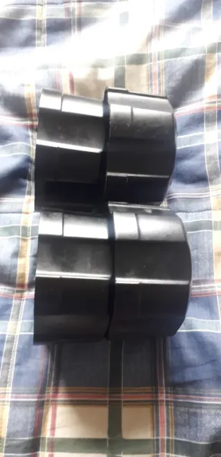 Tapas Cubos Mazda Pick Up 2000 (4 unidades)