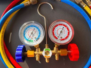 Kit Manómetro Refrigeración y Abocardador