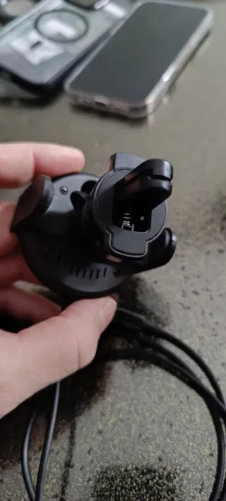 Caricabatterie Mag Puro