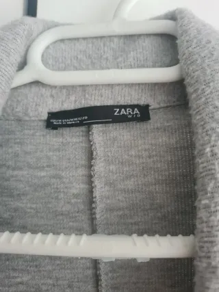Chaqueta larga Zara gris M