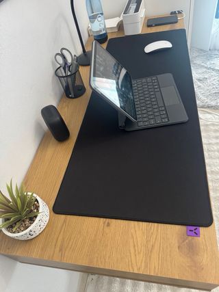 Escritorio madera y metal Precio no negociable