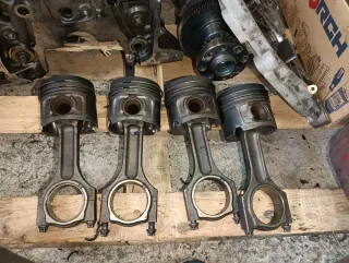 Pistones y Bielas BMW N47