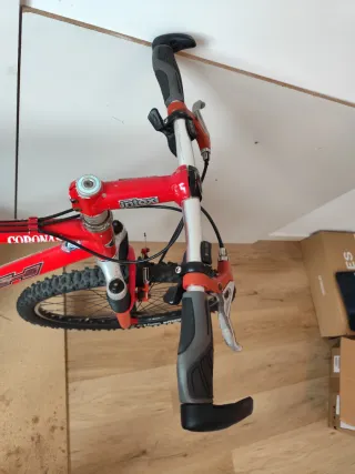 Bicicleta de Montaña BH Coronas Roja