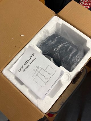 Licuadora Yoykko Roja