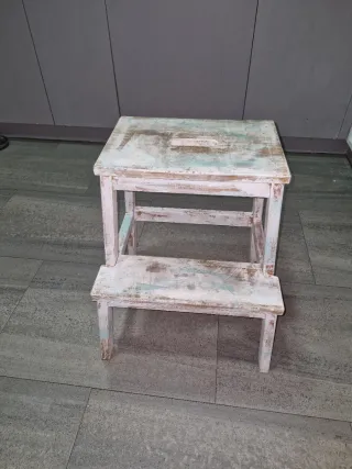 Escalera madera maciza 2 peldaños