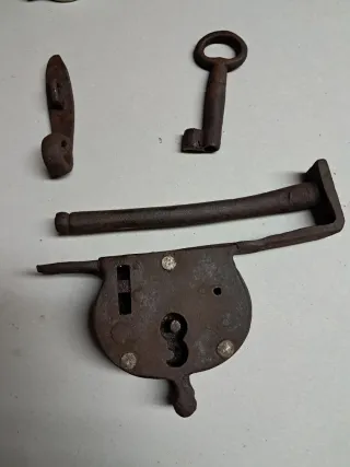 Candado antiguo horquilla con llave