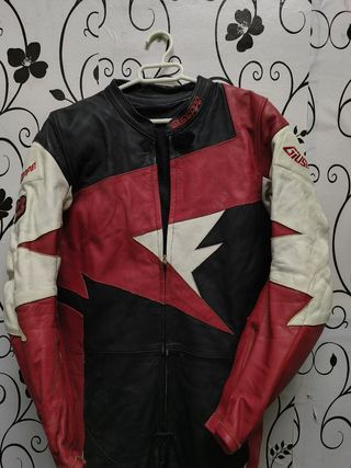 Mono de moto cuero negro/rojo