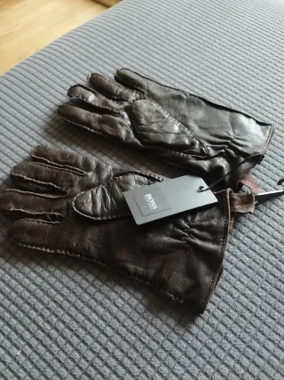Guantes de piel marrón BOSS