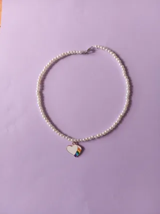 Collana perle con ciondolo cuore arcobaleno
