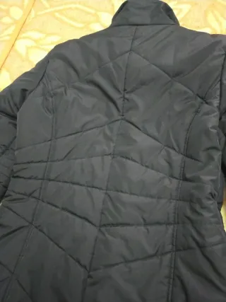 Anorak negro acolchado largo