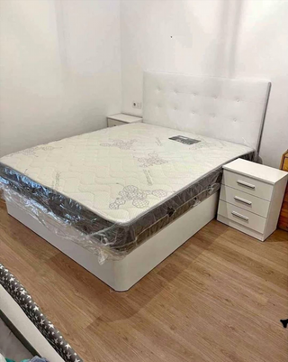 LIQUIDACIÓN EN Canapés abatibles y colchones