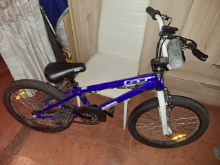 Bicicleta BMX GT Slammer Azul