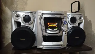 Minicadena Panasonic 5 CD