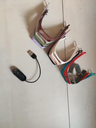 Fundas y cargador para Mi Band 5