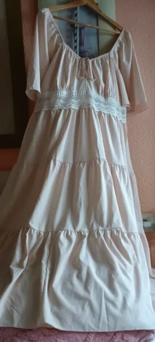 Vestido largo rosa vaporoso talla 52/54