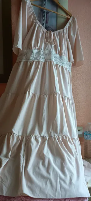 Vestido largo rosa vaporoso talla 52/54