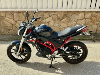 Macbor Shifter MC1 125 Naked Negra