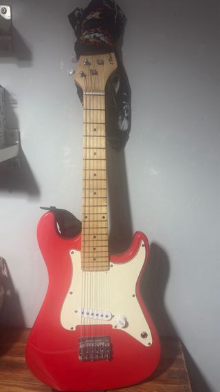 Guitarra Eléctrica Roja Infantil mas funda