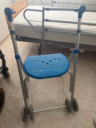 Andador Taca-Taca con asiento azul