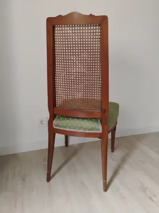 Regalo 4 Sillas de Madera y Rattan para Restaurar