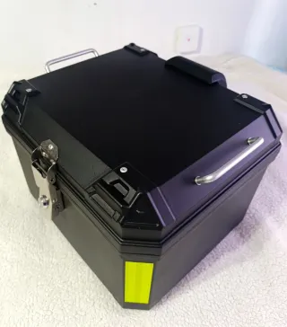 Baúl y parrilla para Yamaha NMAX 2020-2024