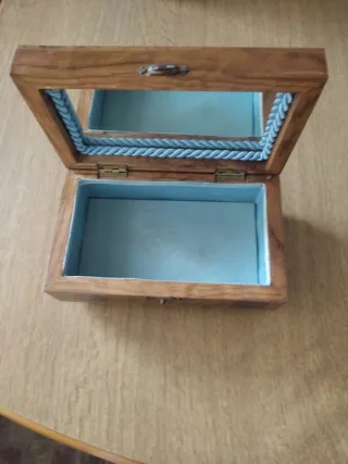 Joyero antiguo olivo