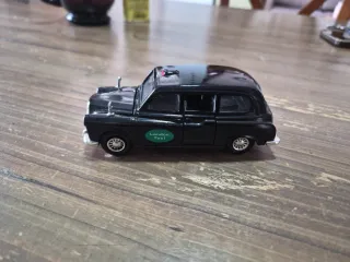 Coche taxi Londres miniatura