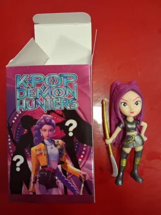 Caja K-Pop Demon Hunters con Figura