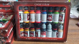 Vallejo Game Color: Set 16 Pinturas Acrílicas