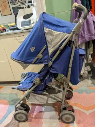 Carro Maclaren plegable con saco