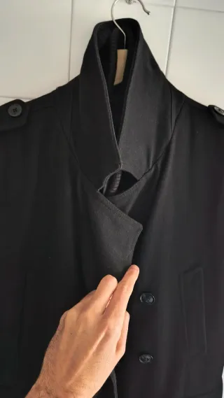 Chaquetón Zara Negro talla L-40,