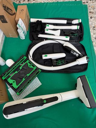 Folletto vk7s completo di tutto in garanzia