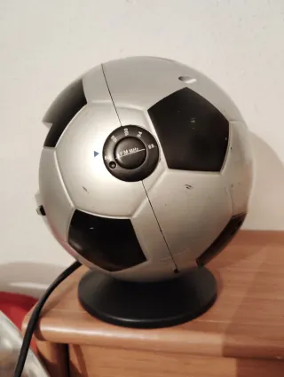 Radio Reloj Despertador Balón Fútbol