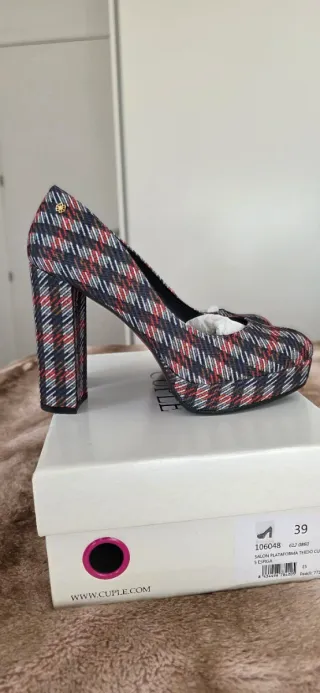 Zapatos de tacón Cuplé talla 39