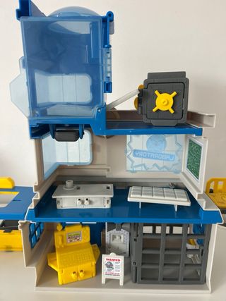 Comisaría Pin y Pon